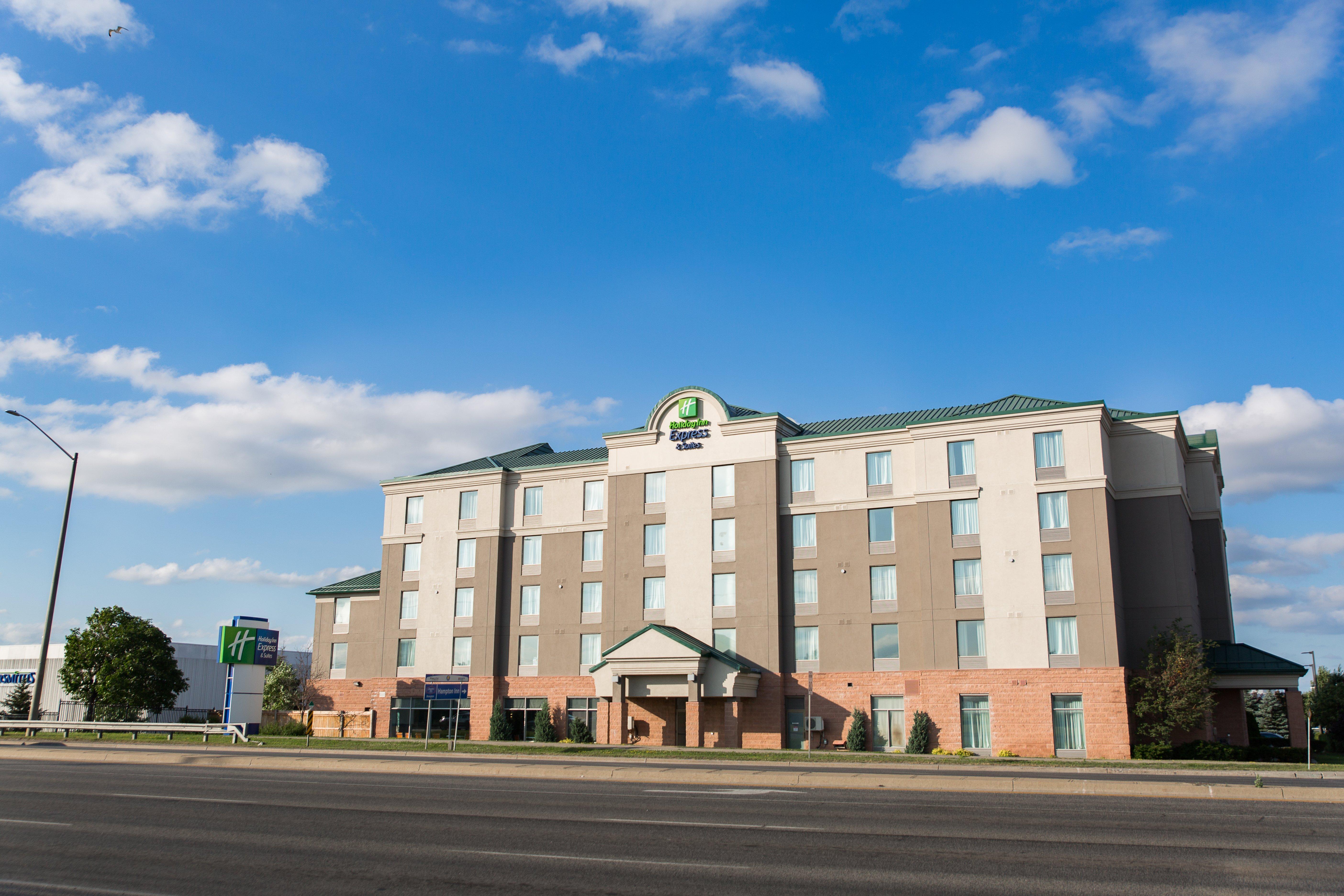 Holiday Inn Express Brampton By Ihg Eksteriør billede